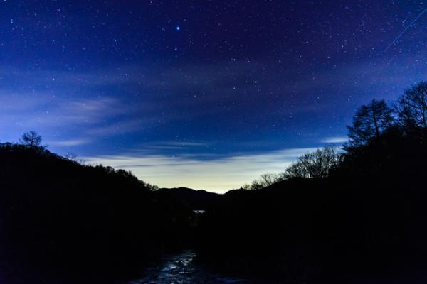 ［ コラム ］<br>散骨の旅　第４話<br>「星をながめながら」