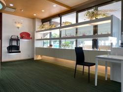 店舗に行けば、手元供養品などを見ることができますか？